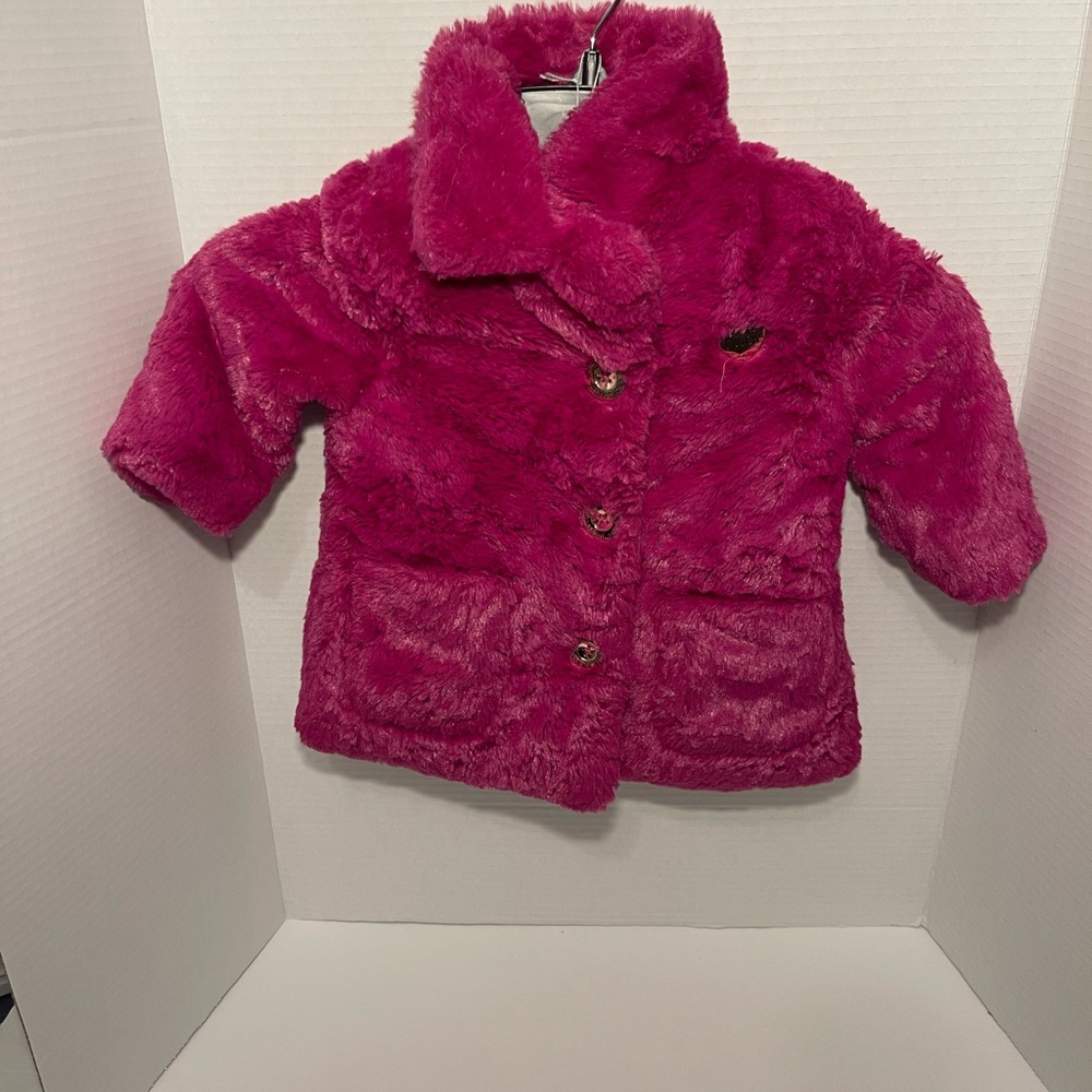 JUICY COUTURE
Little Girl's Faux Fur Jacket size 12M